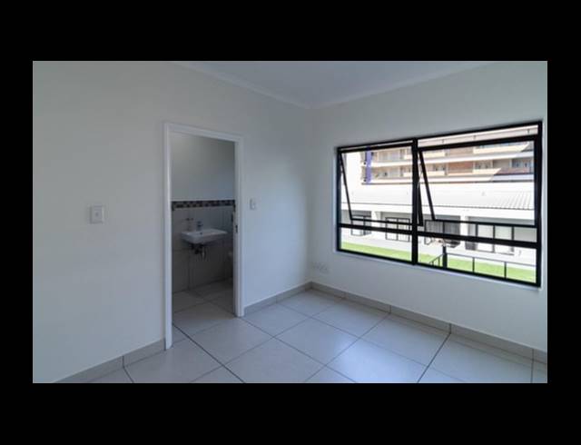 2 BEDROOM APARTMENT FOR SALE IN UMHLANGA RIDGE